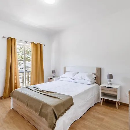 בית נופש Marina Breeze House *