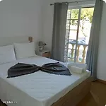 Marina Breeze House