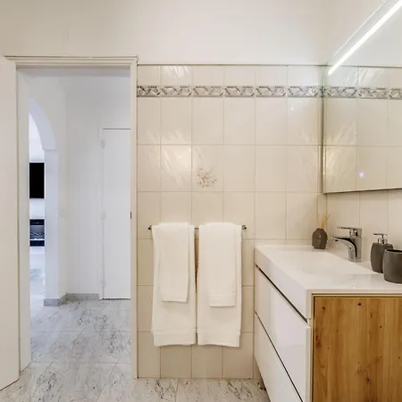 Marina Breeze House Olhão