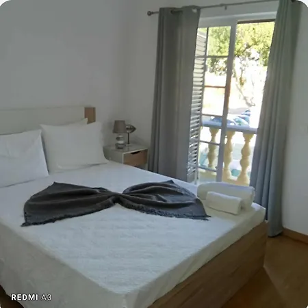 Marina Breeze House