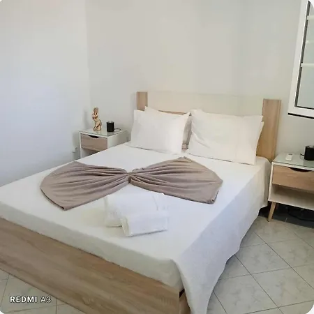 Marina Breeze House Semesterbostad